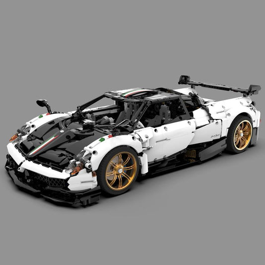 1:8 Pagani Huayra White Italy Concept Ultimate Edition (4708 Pcs)